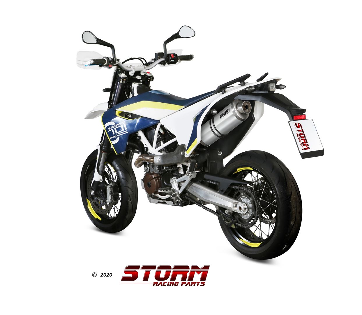 Husqvarna_701_Supermoto_2016_74HU001LX1_02.jpg